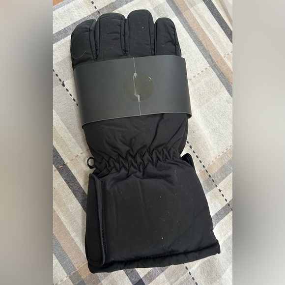 New Heatwave insulated battery gloves heavy duty men’s w/instructions snow/ski - Picture 3 of 4